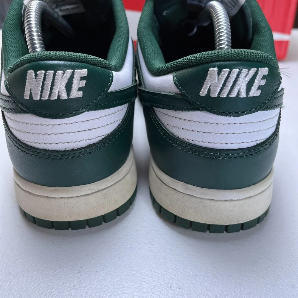 Nike Dunk Low Retro Michigan State Sneakers Mens US 9.5 Green White DD1391-101
